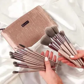 BH Cosmetics - 15pcs Brushes with Leather Pouch