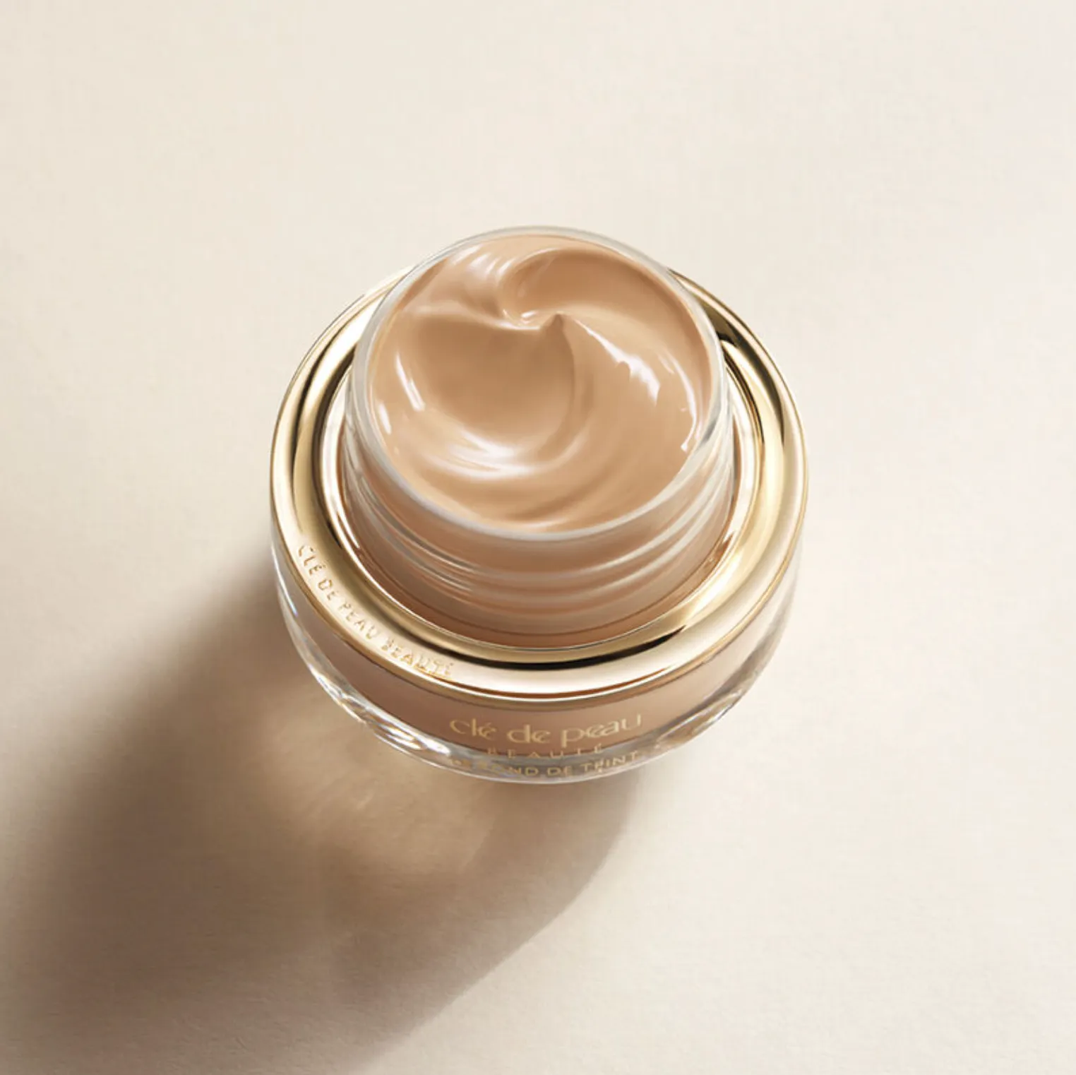 Clé de Peau Beauté The Foundation SPF 25
