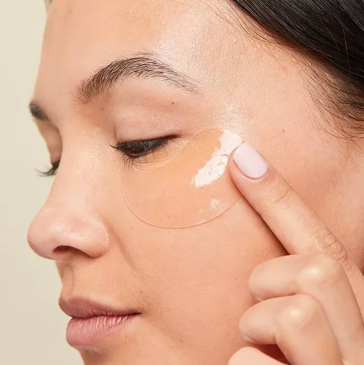 Eye Gels Serve Chilled Bubbly