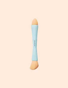 Multi-Tasker 4-In-1 Makeup Brush